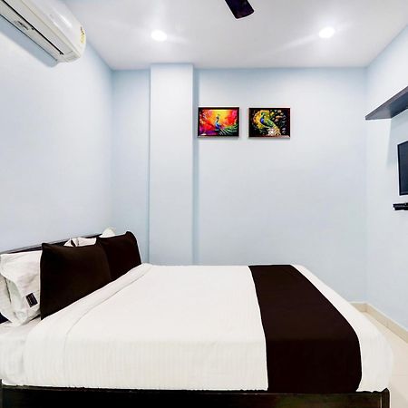Nizamabad Hotel O Moon Light מראה חיצוני תמונה
