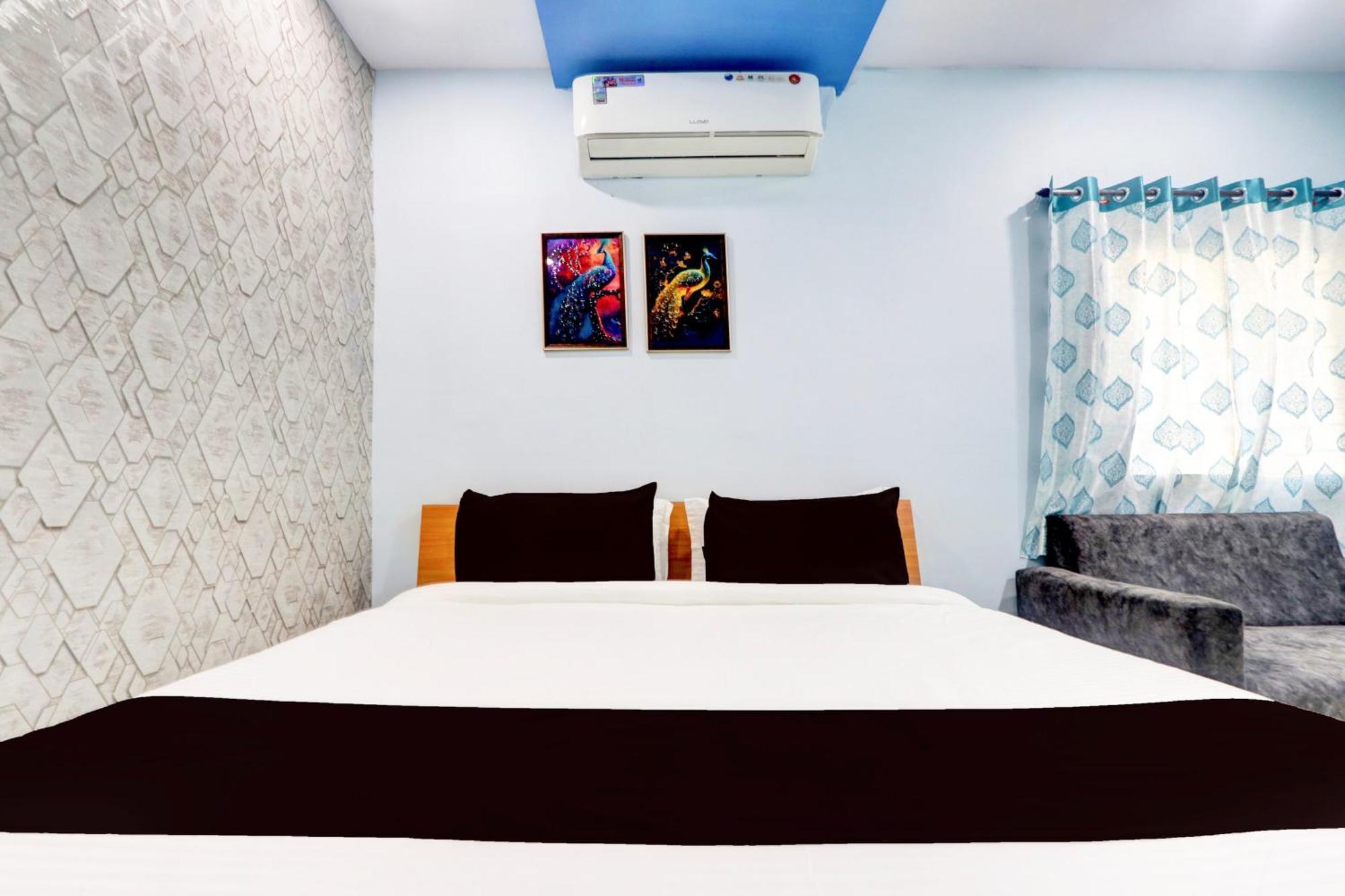 Nizamabad Hotel O Moon Light מראה חיצוני תמונה