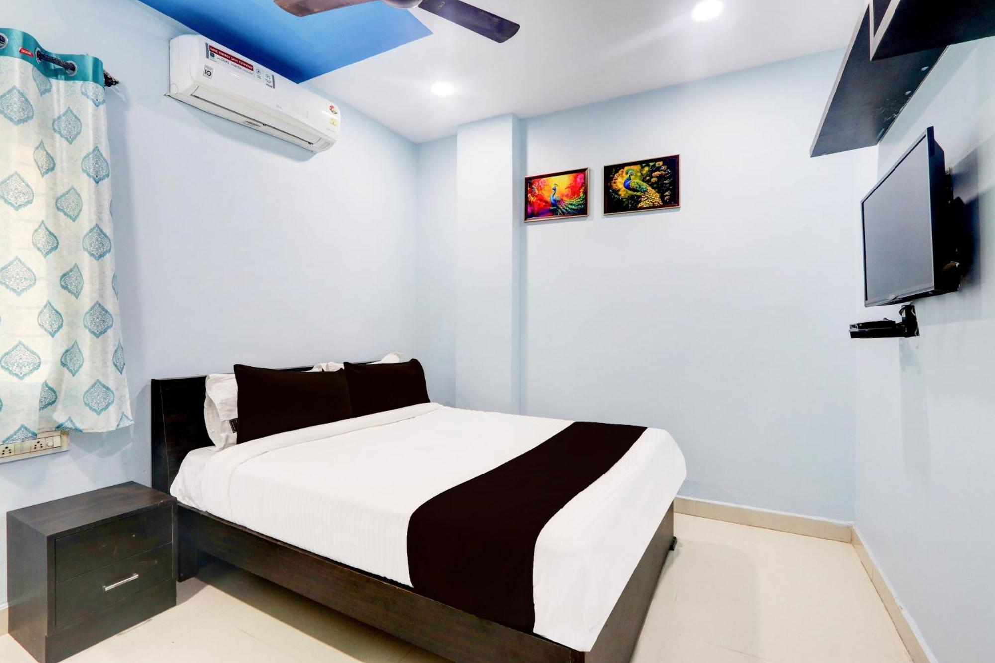 Nizamabad Hotel O Moon Light מראה חיצוני תמונה