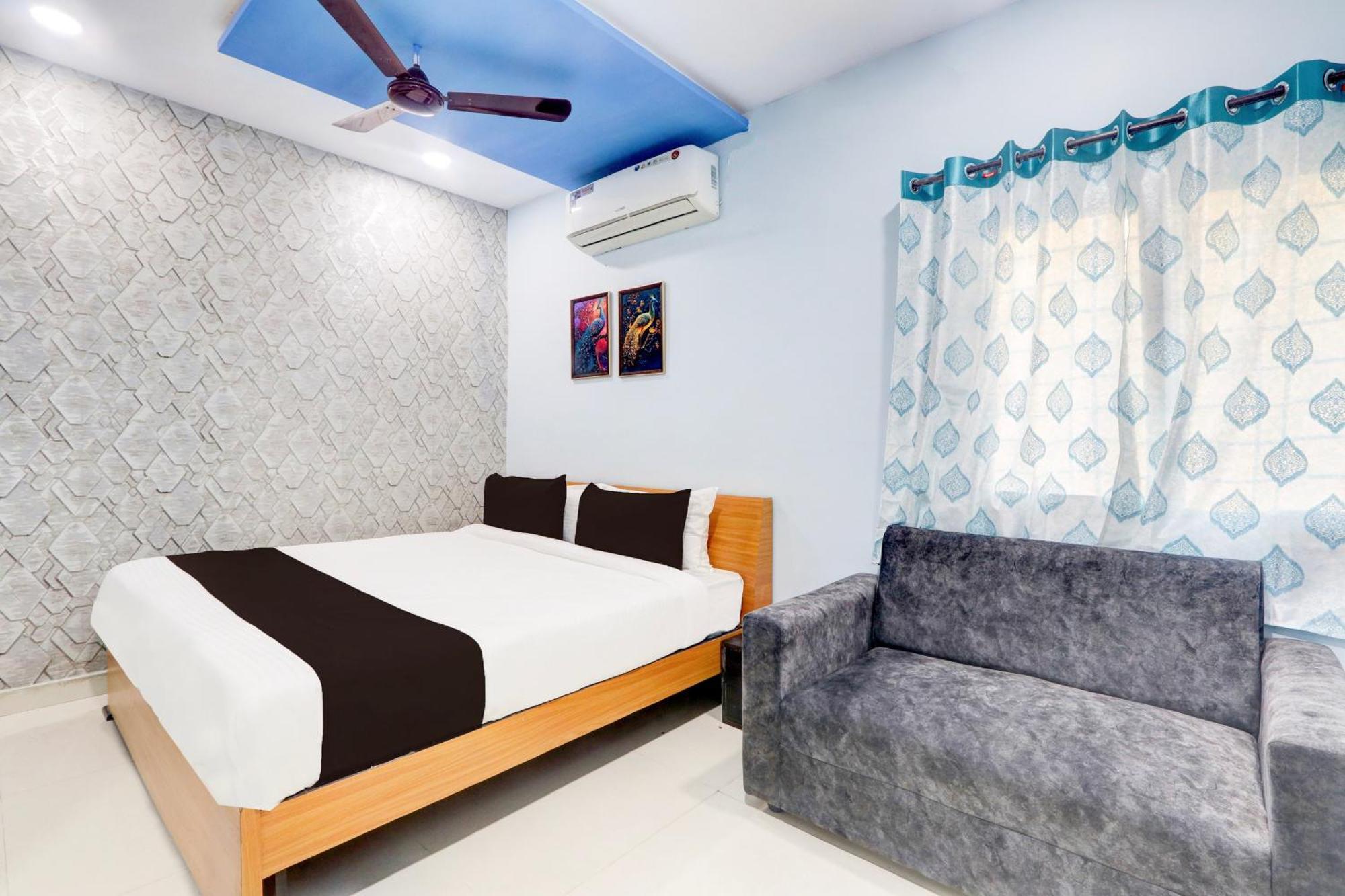Nizamabad Hotel O Moon Light מראה חיצוני תמונה