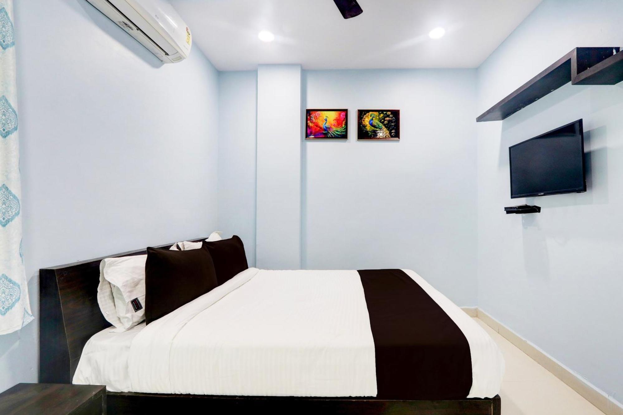 Nizamabad Hotel O Moon Light מראה חיצוני תמונה
