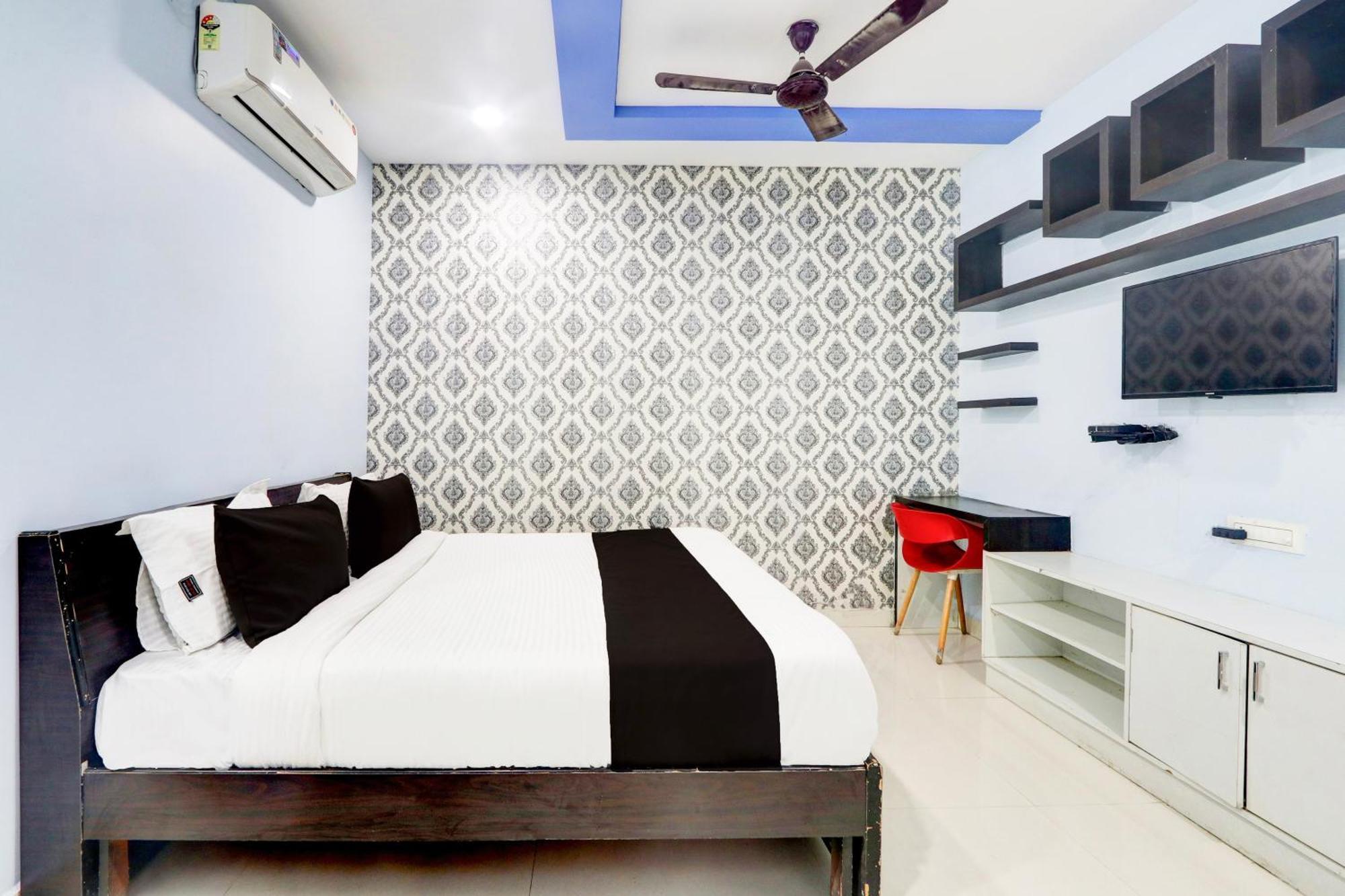 Nizamabad Hotel O Moon Light מראה חיצוני תמונה